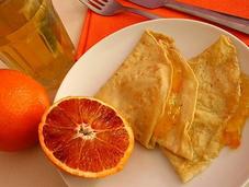 Crepes alla marmellata d'arancia