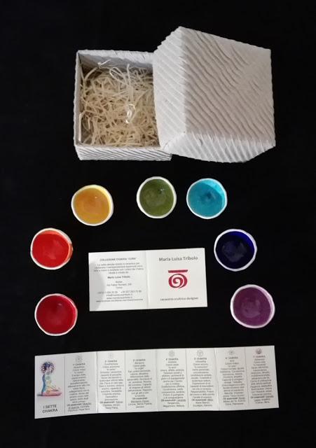 Le ciotoline dei 7 chakra per contenere i 7 oli da massaggio: creazioni originali della ceramista Maria Luisa Tribolo Le ciotoline dei 7 chakra per contenere i 7 oli da massaggio: creazioni originali della ceramista Maria Luisa Tribolo