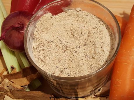 Brodo granulare vegetale con porcini Brodo granulare vegetale con porcini