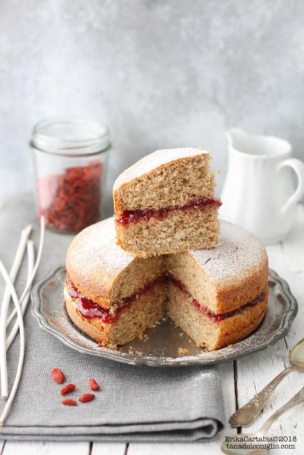 Torta al grano saraceno con bacche di goji Torta al grano saraceno con bacche di goji