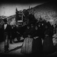La.Aldea.Maldita.avi_snapshot_19.55 La.Aldea.Maldita.avi_snapshot_19.55