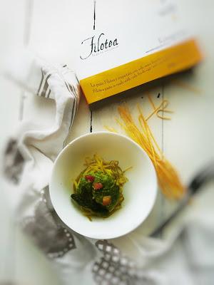 Linguine al pesto di piselli e asparagi Linguine al pesto di piselli e asparagi