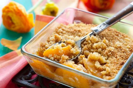 Come preparare il crumble di pesche come fare il crumble di pesche