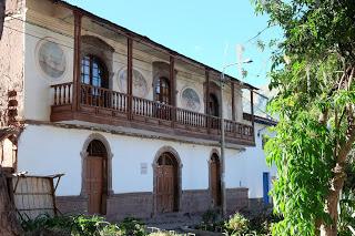 Perù: Pucara, La Raya, Raqchi e Andahuaylillas Perù: Pucara, La Raya, Raqchi e Andahuaylillas