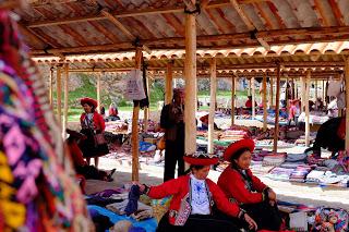 Perù: Cusco, Chinchero, le miniere di sale di Maras, Moray e Ollantaytambo Perù: Cusco, Chinchero, le miniere di sale di Maras, Moray e Ollantaytambo