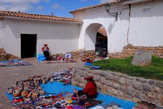 Perù: Cusco, Chinchero, le miniere di sale di Maras, Moray e Ollantaytambo Perù: Cusco, Chinchero, le miniere di sale di Maras, Moray e Ollantaytambo