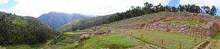 Perù: Cusco, Chinchero, le miniere di sale di Maras, Moray e Ollantaytambo Perù: Cusco, Chinchero, le miniere di sale di Maras, Moray e Ollantaytambo