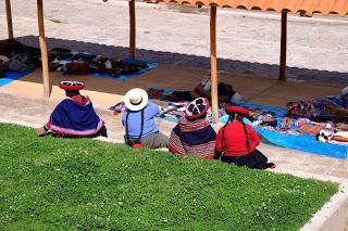 Perù: Cusco, Chinchero, le miniere di sale di Maras, Moray e Ollantaytambo Perù: Cusco, Chinchero, le miniere di sale di Maras, Moray e Ollantaytambo
