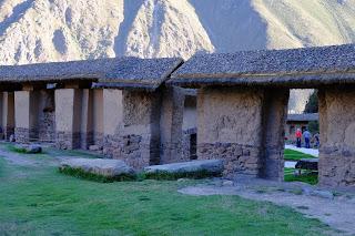 Perù: Cusco, Chinchero, le miniere di sale di Maras, Moray e Ollantaytambo Perù: Cusco, Chinchero, le miniere di sale di Maras, Moray e Ollantaytambo