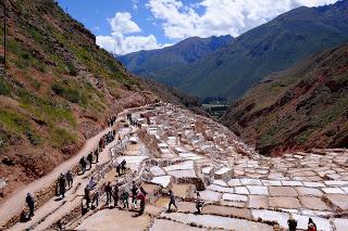 Perù: Cusco, Chinchero, le miniere di sale di Maras, Moray e Ollantaytambo Perù: Cusco, Chinchero, le miniere di sale di Maras, Moray e Ollantaytambo