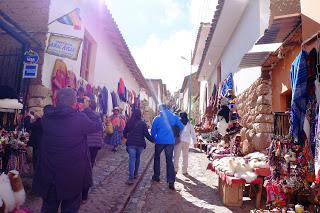 Perù: Cusco, Chinchero, le miniere di sale di Maras, Moray e Ollantaytambo Perù: Cusco, Chinchero, le miniere di sale di Maras, Moray e Ollantaytambo