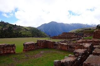 Perù: Cusco, Chinchero, le miniere di sale di Maras, Moray e Ollantaytambo Perù: Cusco, Chinchero, le miniere di sale di Maras, Moray e Ollantaytambo
