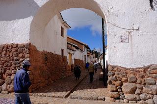 Perù: Cusco, Chinchero, le miniere di sale di Maras, Moray e Ollantaytambo Perù: Cusco, Chinchero, le miniere di sale di Maras, Moray e Ollantaytambo