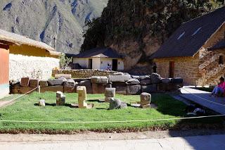 Perù: Cusco, Chinchero, le miniere di sale di Maras, Moray e Ollantaytambo Perù: Cusco, Chinchero, le miniere di sale di Maras, Moray e Ollantaytambo