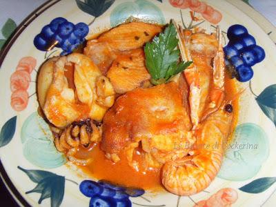 ZUPPA DI PESCE ALLA BARESE (CIAMBOTTO) ZUPPA DI PESCE ALLA BARESE (CIAMBOTTO)
