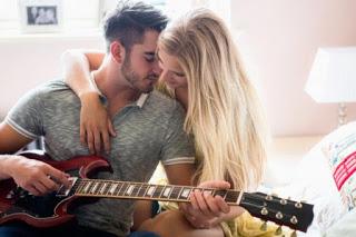 COVER REVEAL - UNA CANZONE PER TE di Emily Pigozzi COVER REVEAL - UNA CANZONE PER TE di Emily Pigozzi