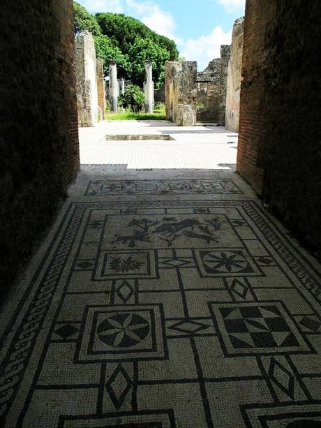TRAVEL DIARY: Pompeii TRAVEL DIARY: Pompeii