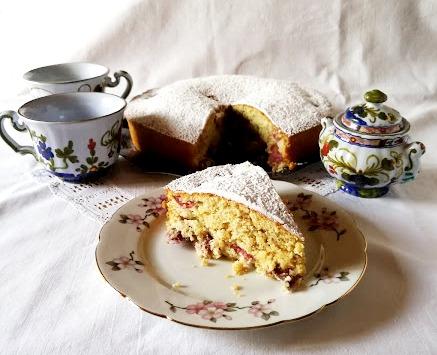 TORTA CILIEGIE E NOCCIOLE TORTA CILIEGIE E NOCCIOLE