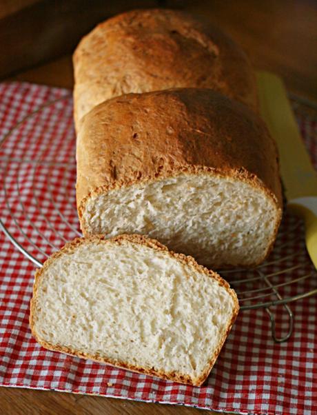 Filone semplice al latte – Simple milk loaf Filone semplice al latte – Simple milk loaf