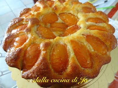 Torta di ricotta e albicocche Torta di ricotta e albicocche