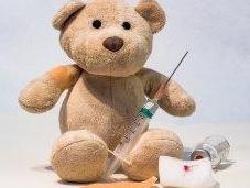 Vaccini shampoo: Sanofi premia Federazione Pediatri