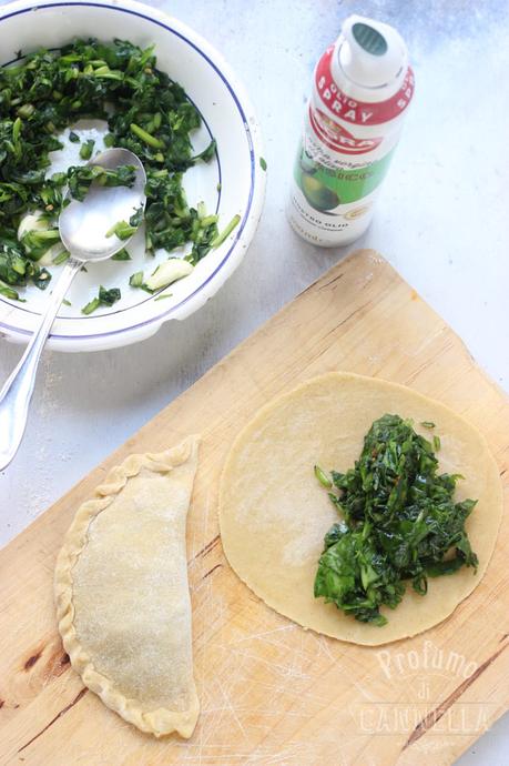 Falagoni lucani – rustici alle verdure di nonna Concetta Rustici lucani ripieni di bieta