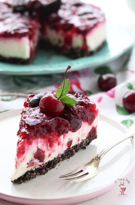 Cheesecake con oreo e ciliege senza cottura Cheesecake con oreo e ciliege senza cottura