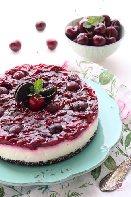 Cheesecake con oreo e ciliege senza cottura Cheesecake con oreo e ciliege senza cottura