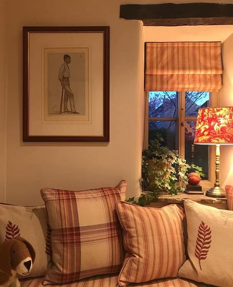Uno strepitoso cottage inglese L'immagine può contenere: spazio al chiuso