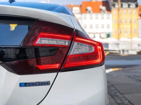 Honda Clarity.jpg Honda Clarity.jpg