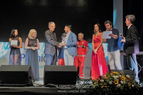 ennio rega Doppio Premio ad Ennio Rega per il valore musical letterario dell’album Terra sporca