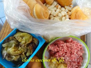 Pressknodeln alle melanzane e pasta di salame Pressknodeln alle melanzane e pasta di salame