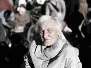 Alzheimer: il rischio si può leggere negli occhi alzheimer