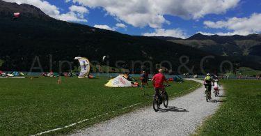 Bicicletta con bambini in Val Venosta: il lago di Resia Bicicletta con bambini in Val Venosta: il lago di Resia