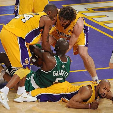 I Lakers strapazzano i Celtics. Si va a gara 7!!!