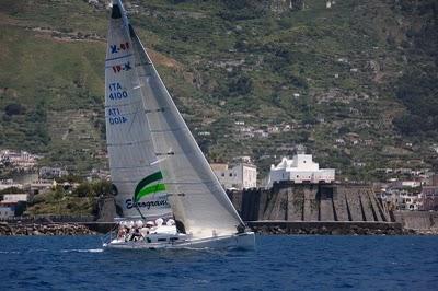 Vela - Nazionale X-41 a ischia: WB Five teine la testa, Sideracordis si ritrova