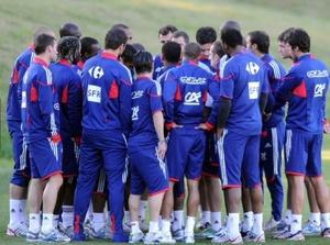 Cerrado por futbol - Sulle orme di Raymond Cerrado por futbol - Sulle orme di Raymond