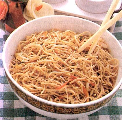 KOREA DEL NORD, FESTA A BASE DI TAGLIOLINI PER SFIDA CON PORTOGALLO - NORTH KOREA, BANQUET WITH NOODLES FOR MATCH AGAINST PORTUGAL