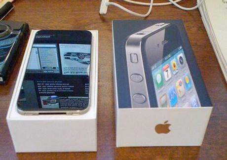 iPhone 4: ecco un primo unboxing