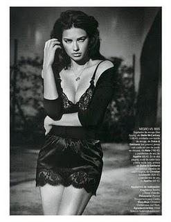 Adriana Lima in Dolce & Gabbana su Vogue Spagna giu 2010