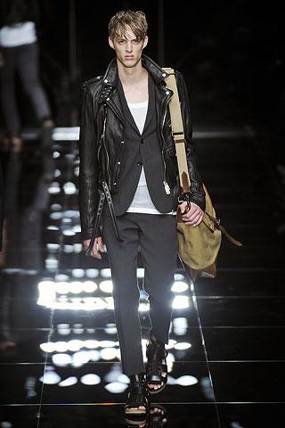 Sfilata Burberry Prorsum Spring 2011