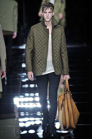 Sfilata Burberry Prorsum Spring 2011