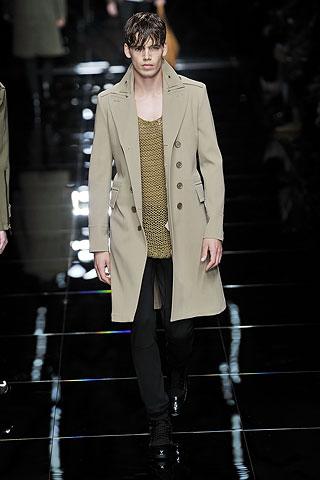 Sfilata Burberry Prorsum Spring 2011