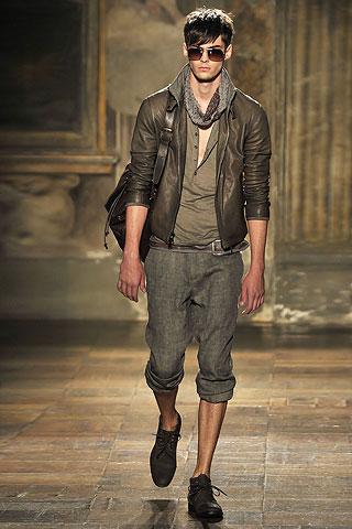 Sfilata John Varvatos Spring 2011