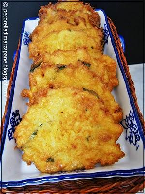 Frittelle con verdure a julienne