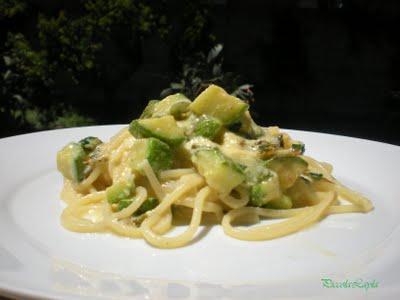 Carbonara Cremosa di Zucchine e Porro