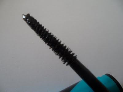 The Body Shop Mascara Big & Curvy Waterproof + Struccante Occhi alla Camomilla REVIEW + PICS