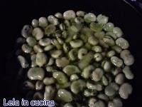 fettine di tacchino alla paprika e fave piccantine