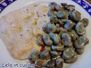 fettine di tacchino alla paprika e fave piccantine