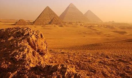 Egitto, satellite scova piramidi e tombe